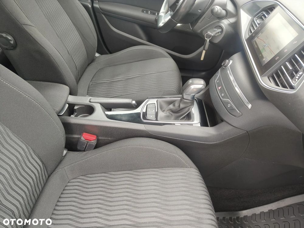 Peugeot 308 - 26