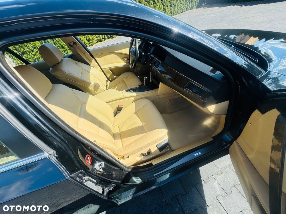 BMW Seria 5 - 16