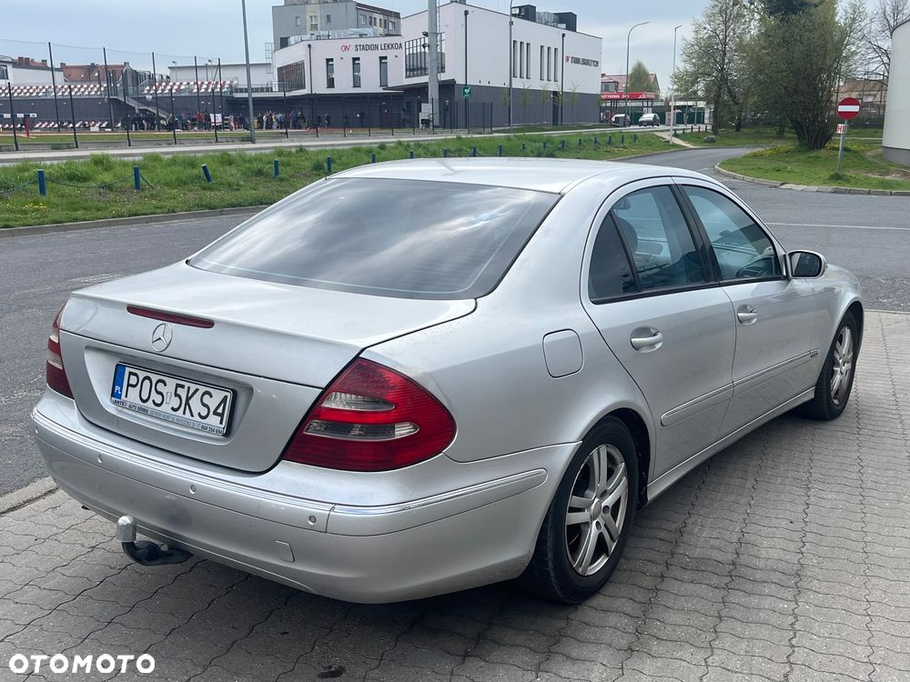 Mercedes-Benz Klasa E 280 CDI Avantgarde DPF - 8