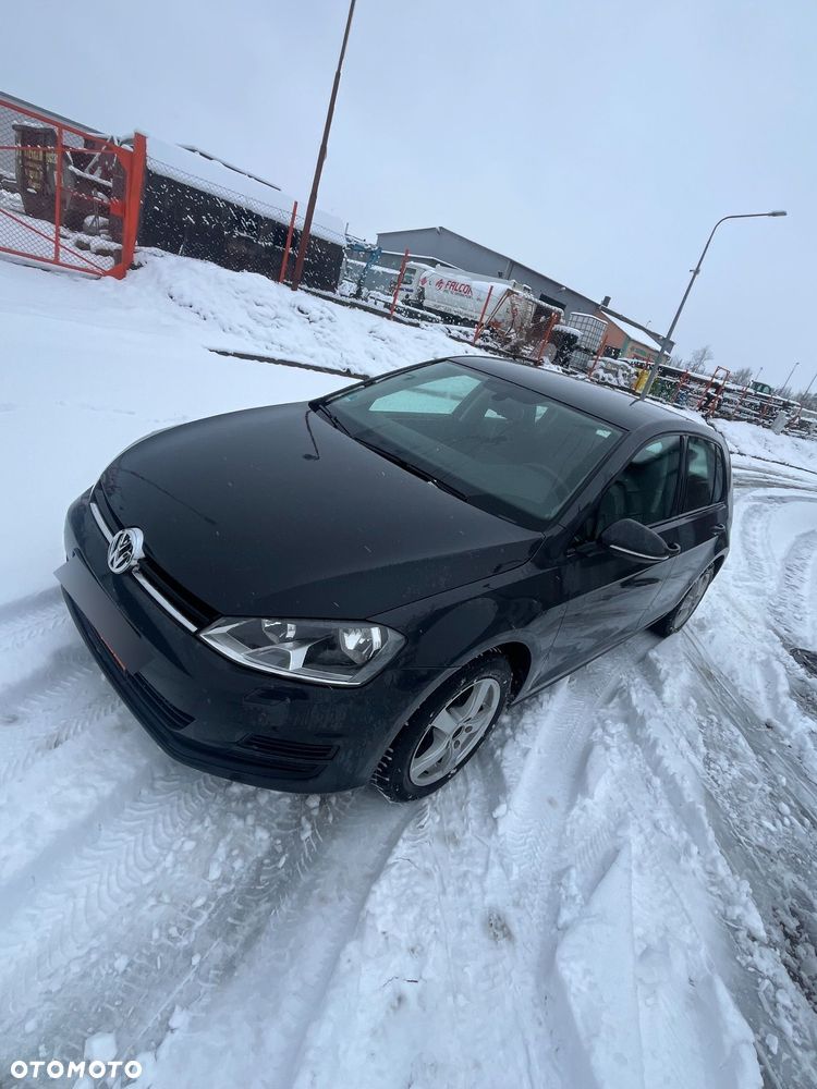 Volkswagen Golf 1.6 TDI BlueMotion Comfortline - 8