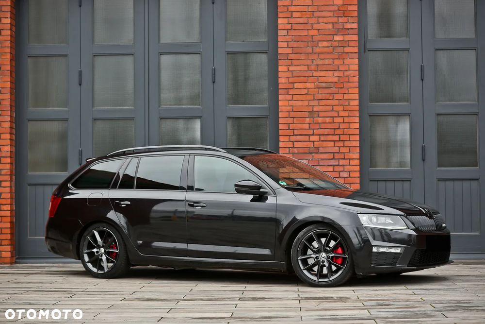 Skoda Octavia 2.0 TDI DSG RS - 4