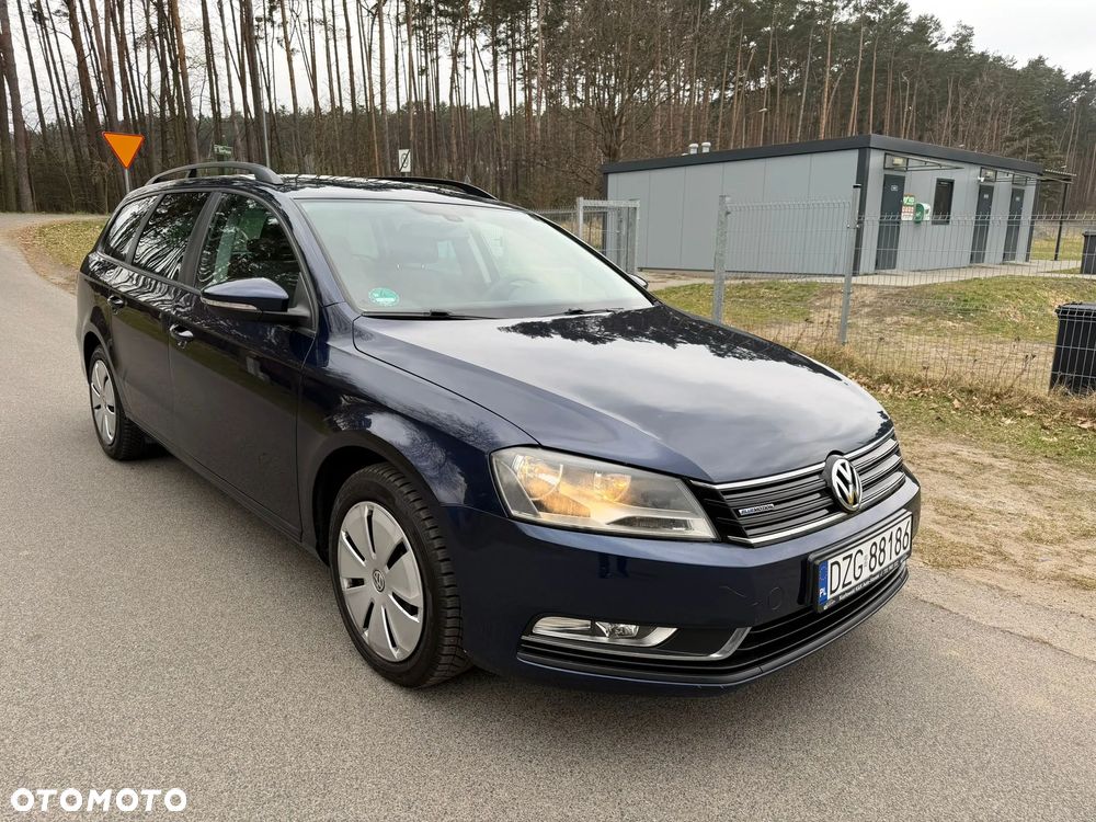Volkswagen Passat - 14
