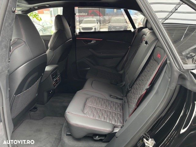 Audi RS Q8 - 15