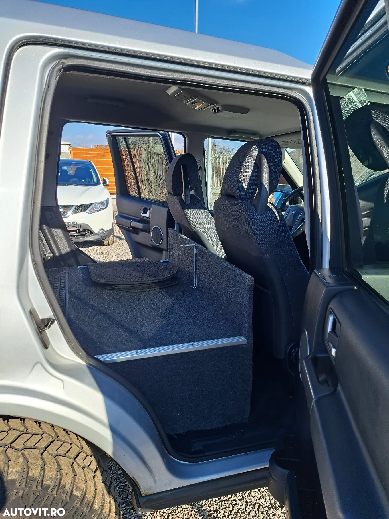 Land Rover Discovery 2.7 TD SE - 8