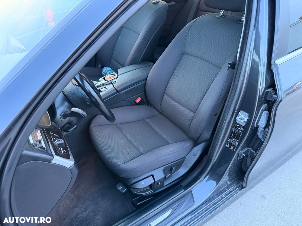 BMW Seria 5 525d - 7