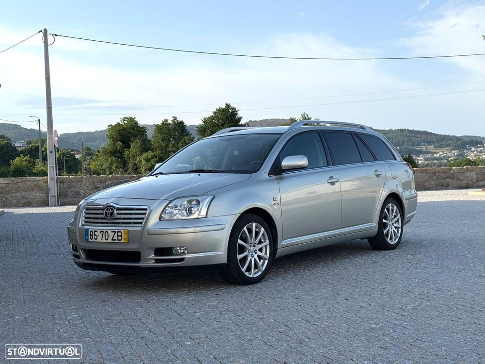 Toyota Avensis SW 2.0 D4D Sol - 4