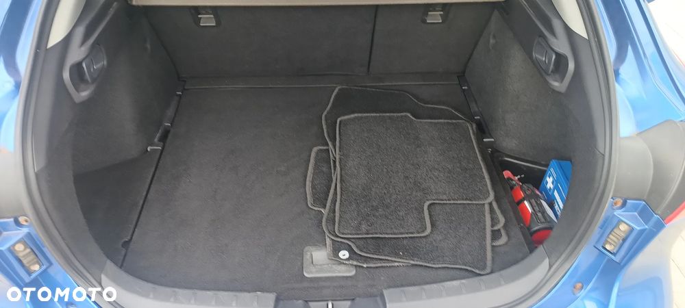 Mitsubishi Lancer 1.6 Inform - 10