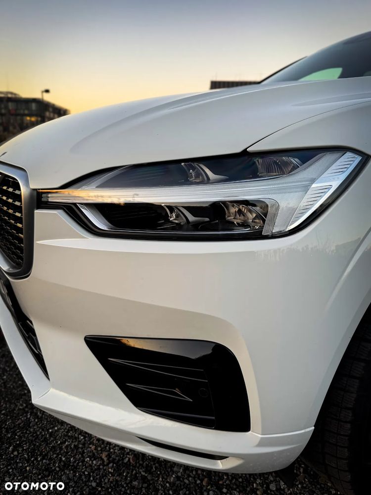 Volvo XC 60 T5 AWD R-Design - 9