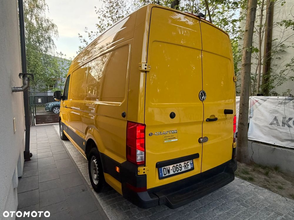 Volkswagen E-CRAFTER - 12
