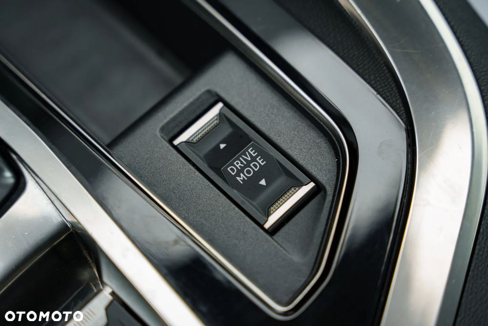 Peugeot 5008 - 32