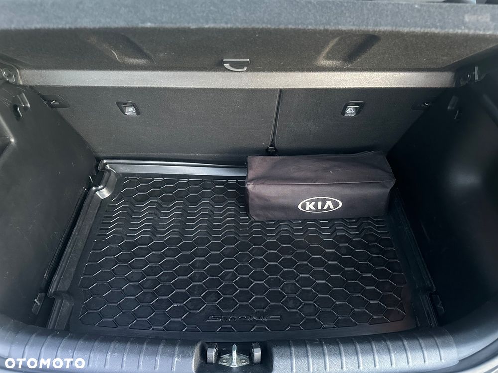 Kia Stonic - 13