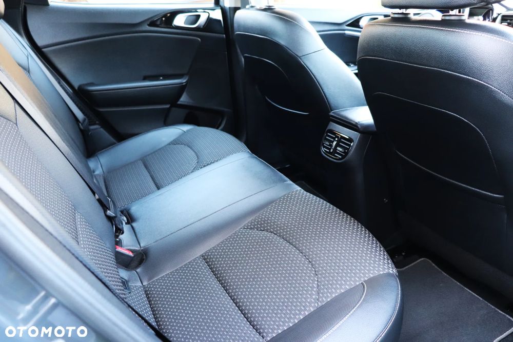 Kia XCeed 1.6 GDI DCT6 OPF PLATINUM - 22