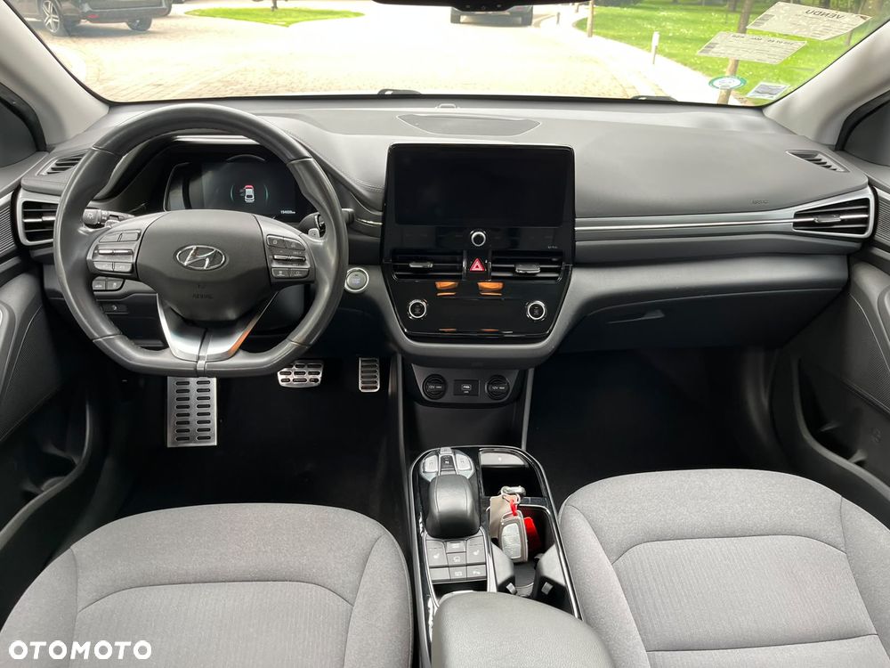 Hyundai IONIQ Premium - 16