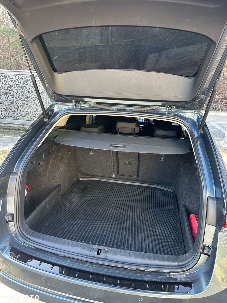 Skoda Octavia 2.0 TDI SCR 4x4 Style DSG - 8