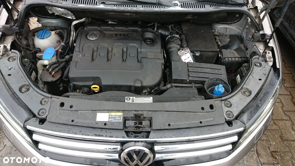 Volkswagen Caddy 2.0 TDI Comfortline DSG - 12