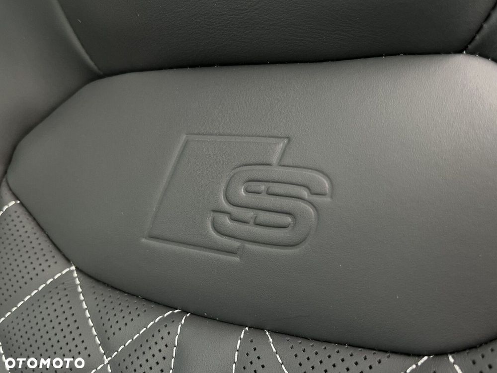 Audi Q8 - 27