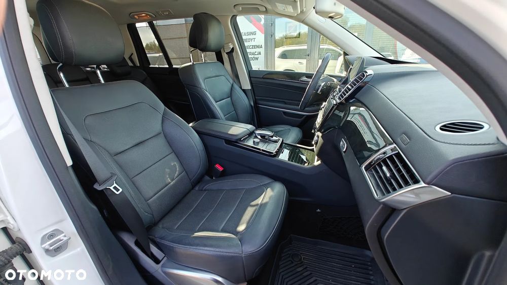 Mercedes-Benz GLS 500 4-Matic - 15