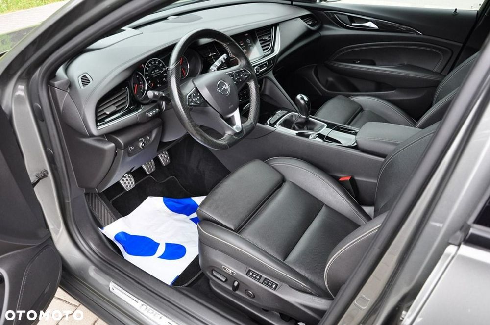 Opel Insignia - 29