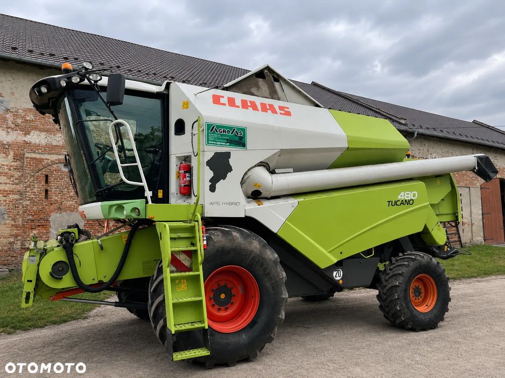 Claas TUCANO 480 - 1