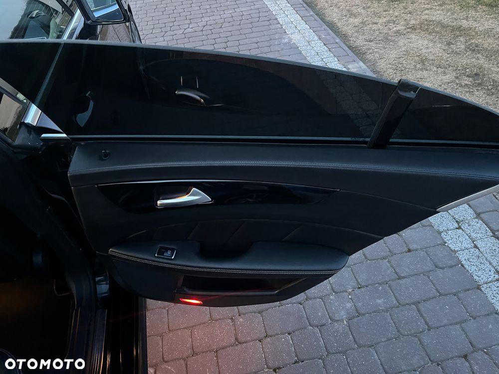 Mercedes-Benz CLS 500 4Matic 7G-TRONIC - 13