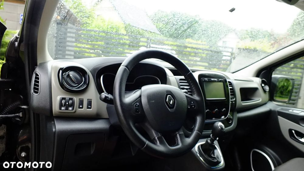 Renault Trafic - 21