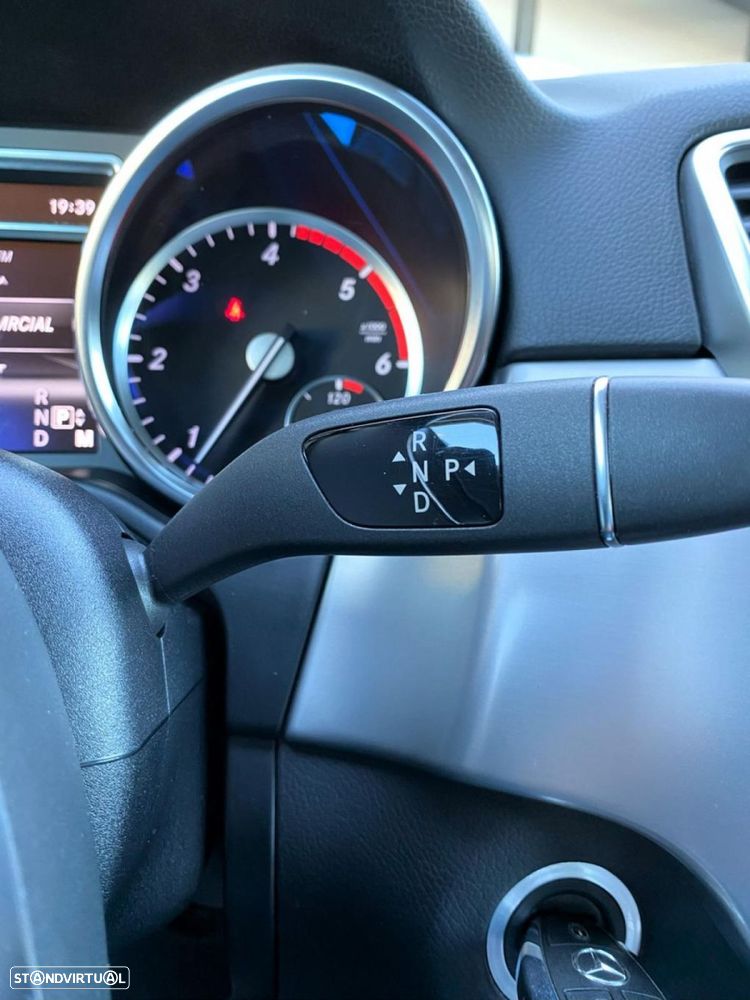 Mercedes-Benz ML 250 BlueTEC - 12