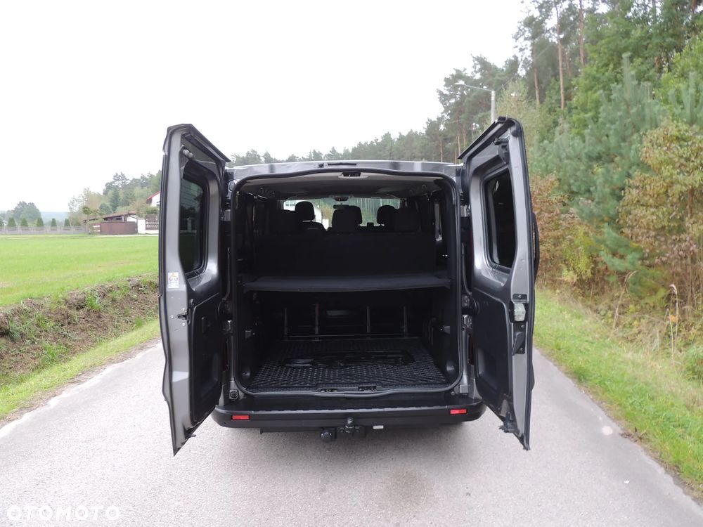 Opel Vivaro L2H1 2,9t Elegance - 24