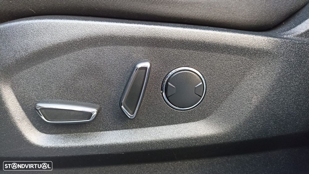 Ford S-Max 2.0 TDCi Titanium - 22