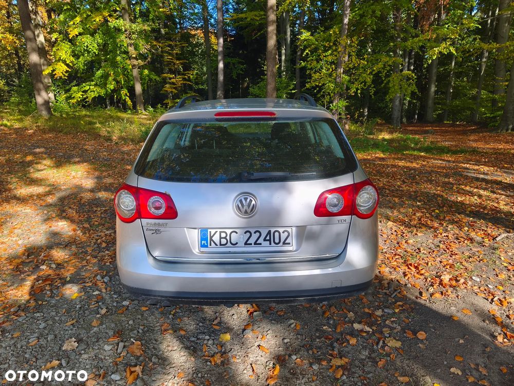 Volkswagen Passat - 6
