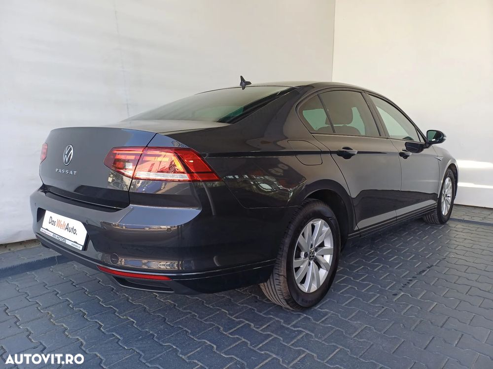 Volkswagen Passat 1.5 TSI ACT DSG Trendline - 30