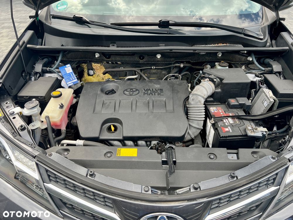 Toyota RAV4 2.0 4x4 - 24