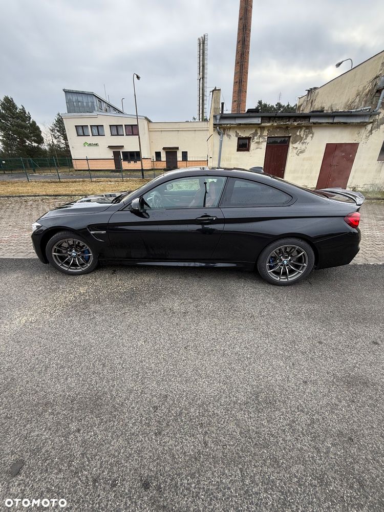 BMW M4 - 9
