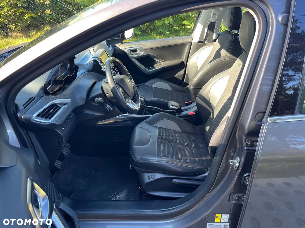 Peugeot 2008 1.6 VTi Allure - 25