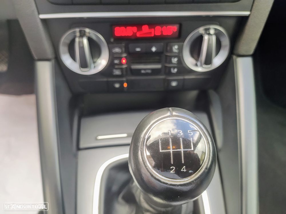 Audi A3 1.6 TDI DPF Attraction - 21