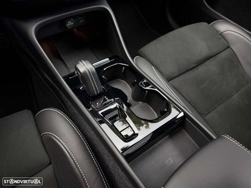 Volvo XC 40 1.5 T5 PHEV R-Design - 21