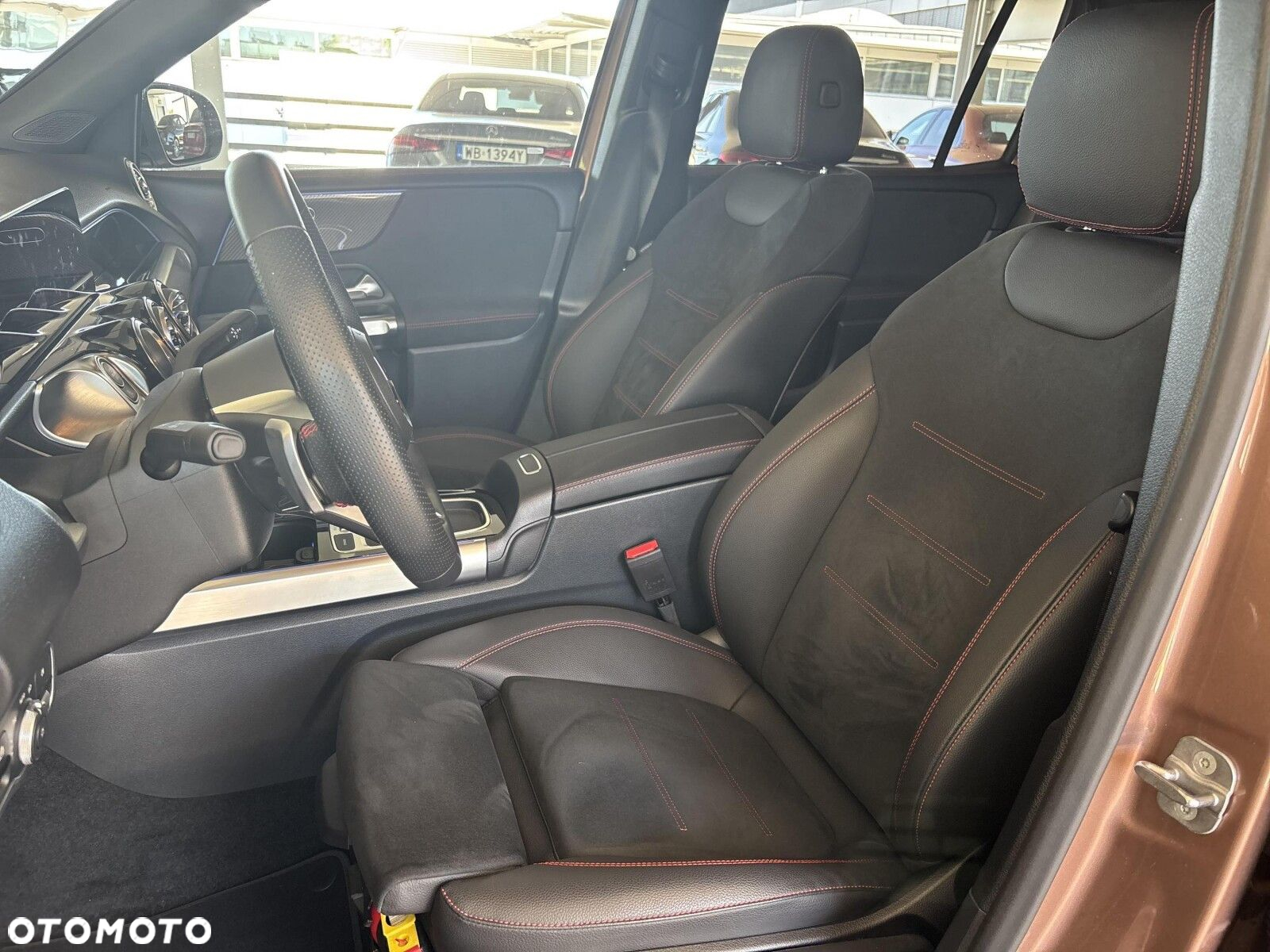 Mercedes-Benz GLB - 15