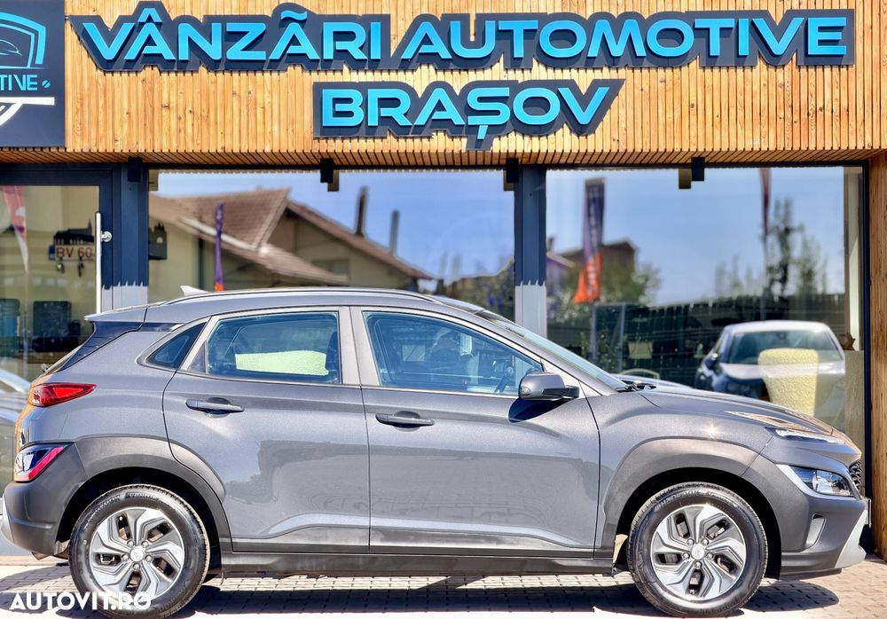 Hyundai KONA - 7