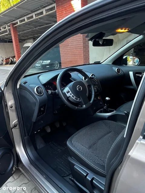 Nissan Qashqai - 10