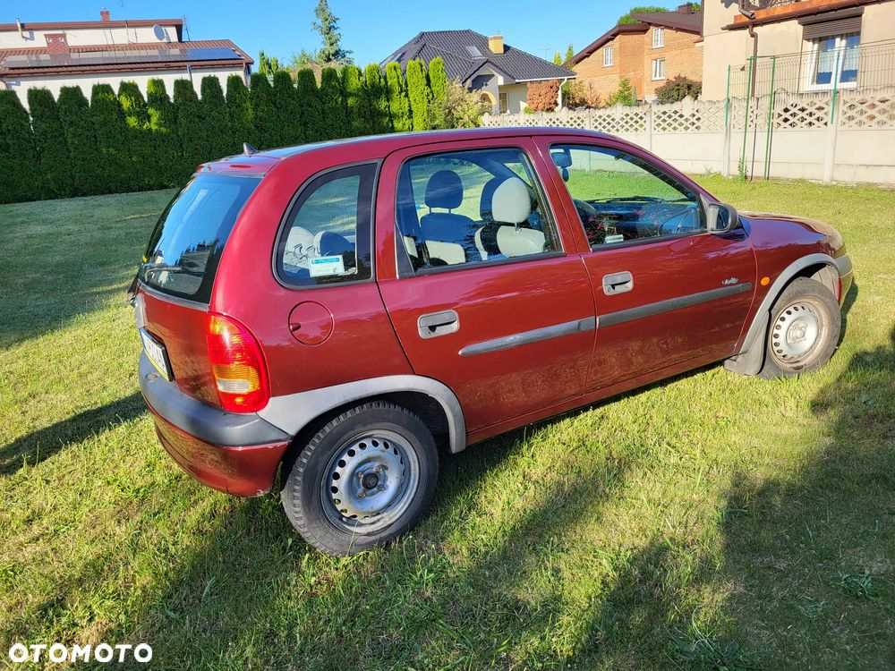 Opel Corsa - 2