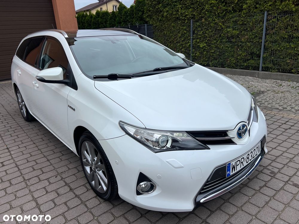 Toyota Auris 1.8 HSD Luna - 8