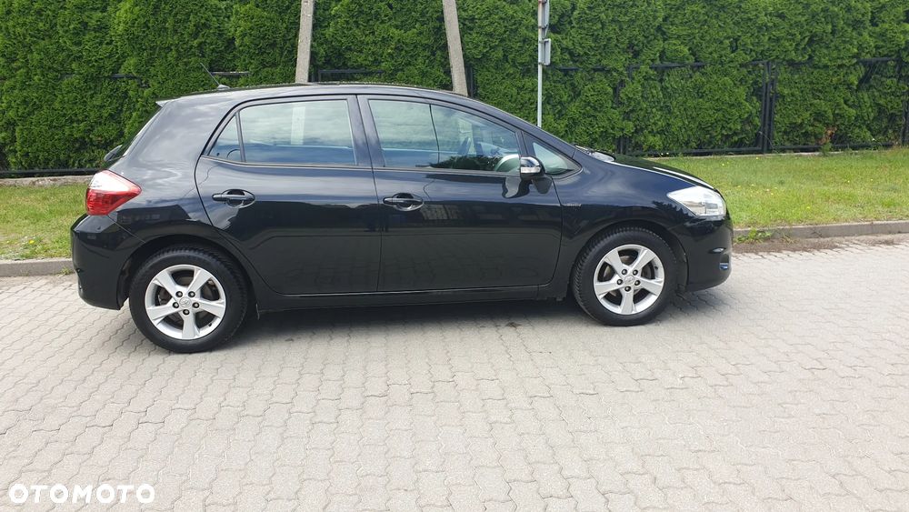 Toyota Auris 1.6 Sol - 3