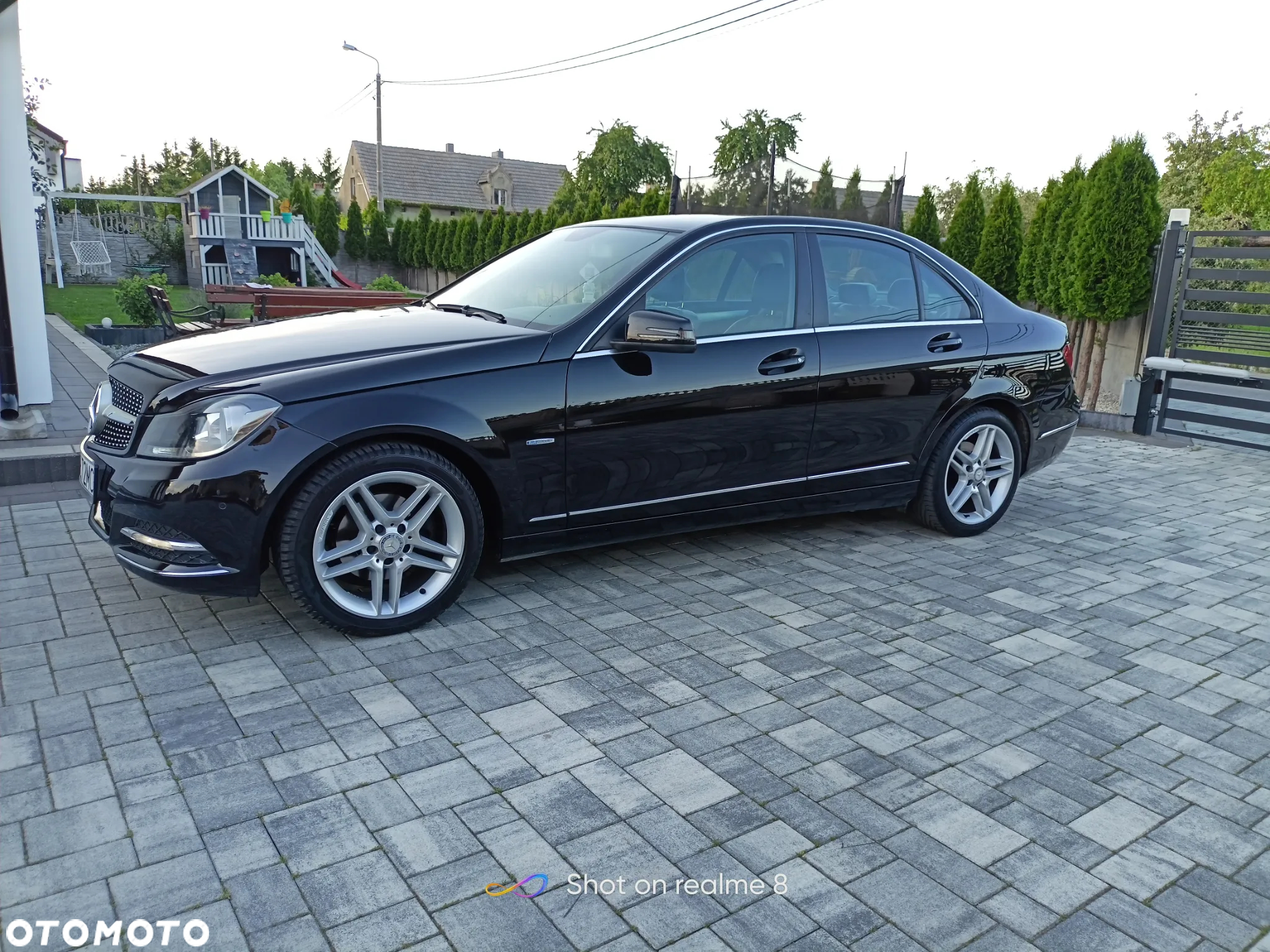 Mercedes-Benz Klasa C 180 CGI BlueEff Avantgarde - 27