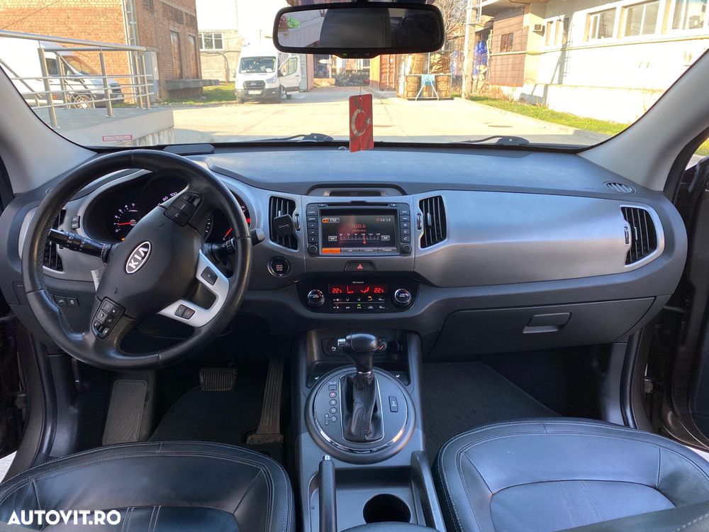 Kia Sportage 2.0 CRDI 4WD Automatik Fifa World Cup Edition - 4
