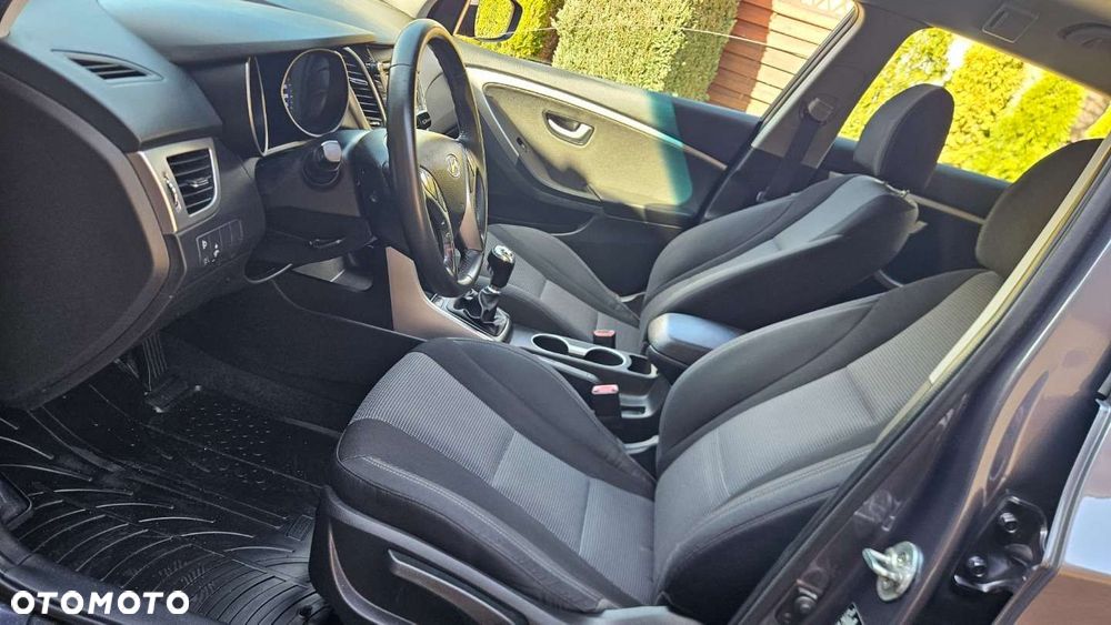 Hyundai i30 - 11