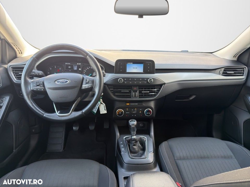 Ford Focus - 14