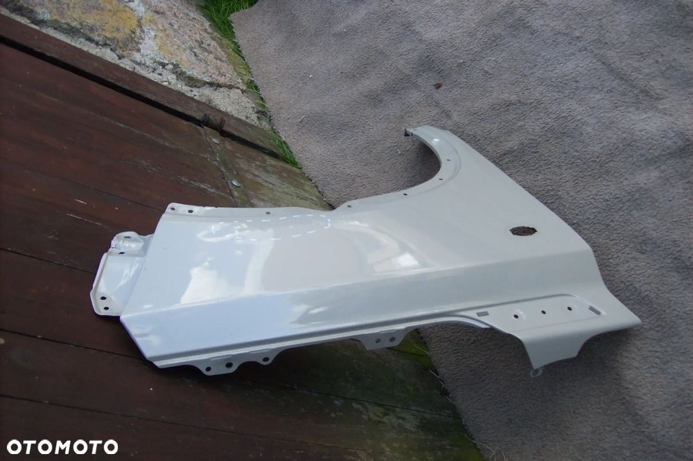 BŁOTNIK PRZEDNI PRAWY SUZUKI VITARA III - 2