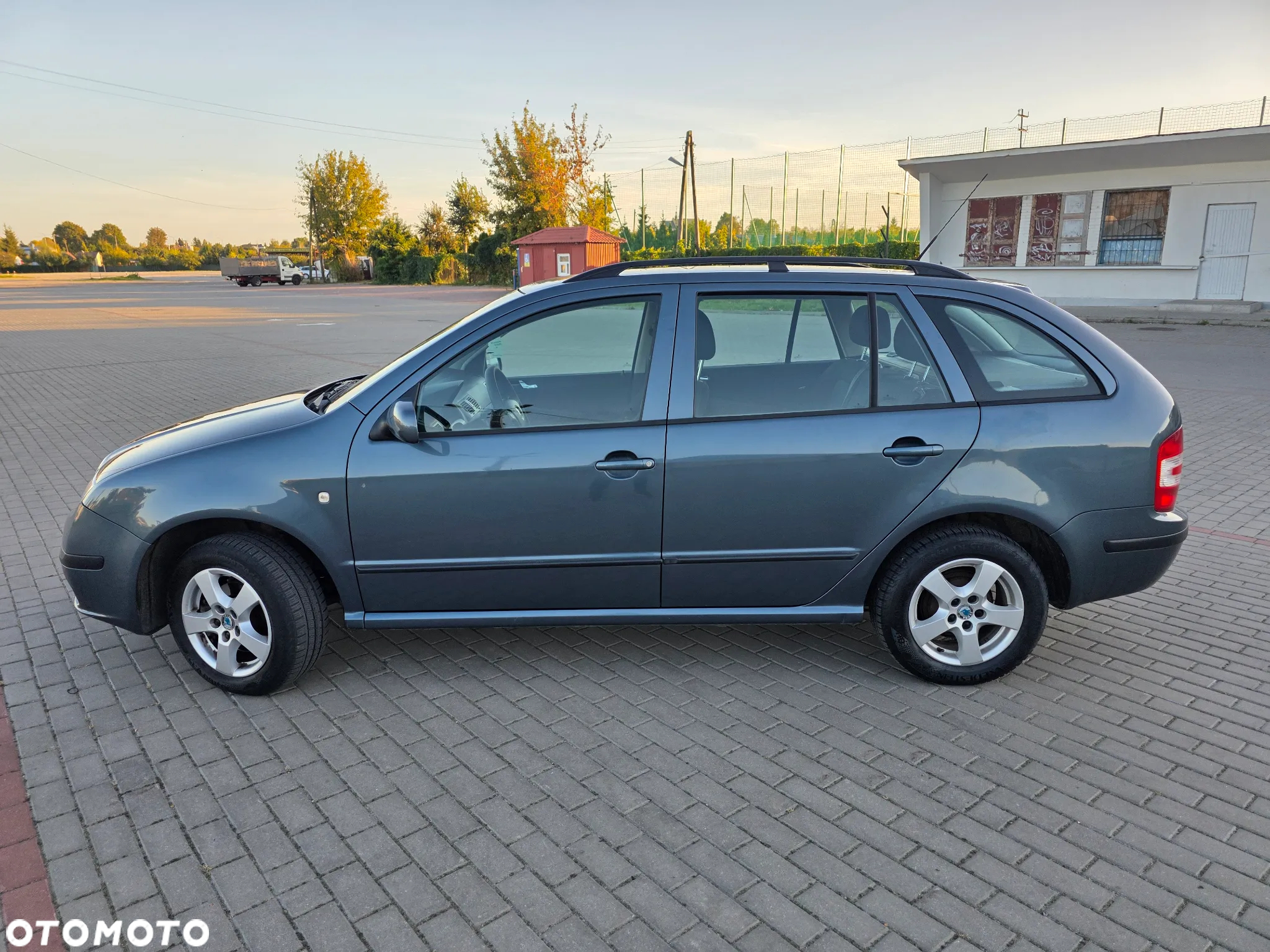 Skoda Fabia 1.4 16V Combi Ambiente - 4