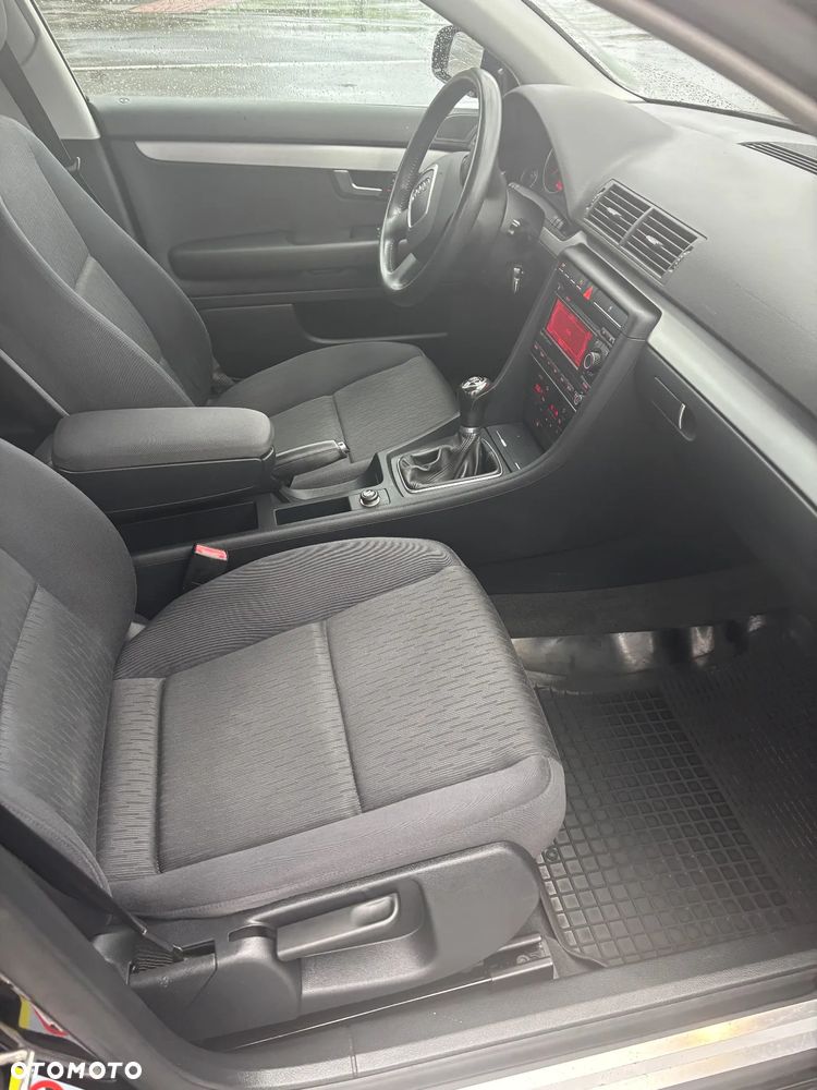 Audi A4 Limousine 2 - 10