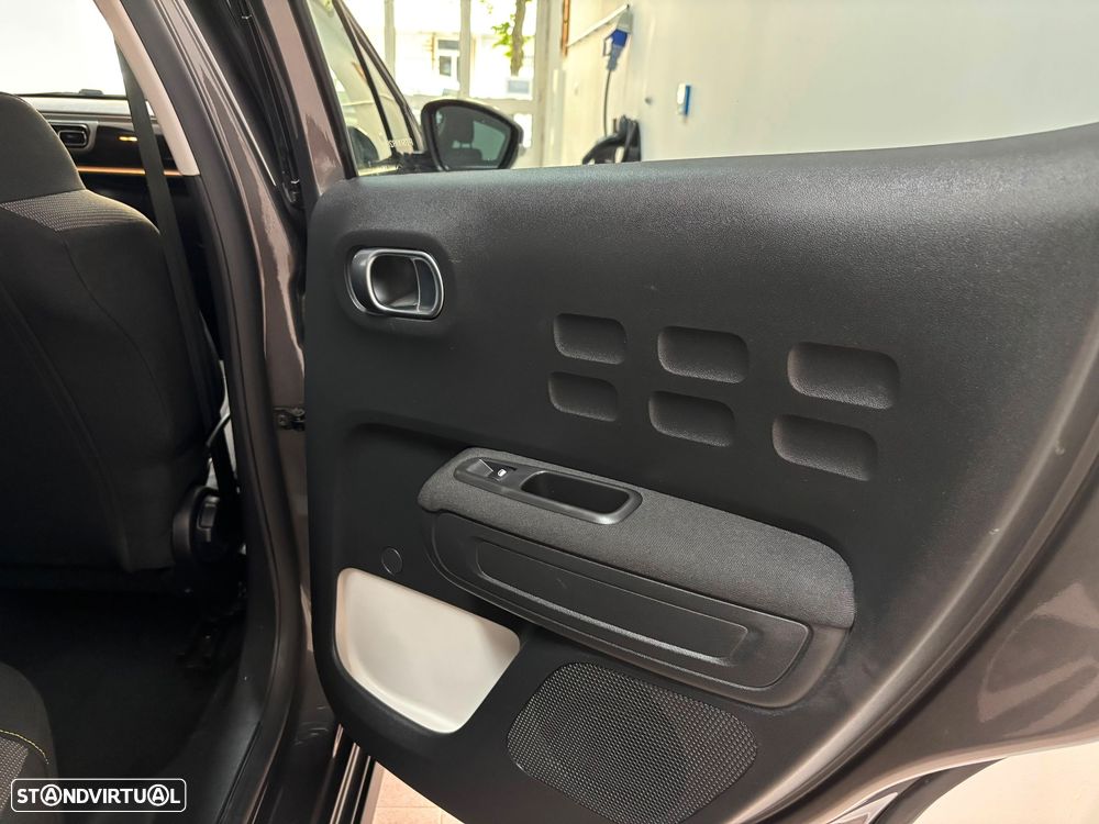 Citroën C3 1.2 PureTech Shine - 15