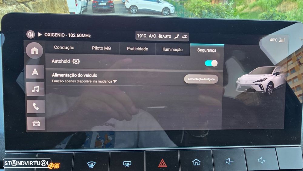 MG MG4 64 kWh Luxury - 35